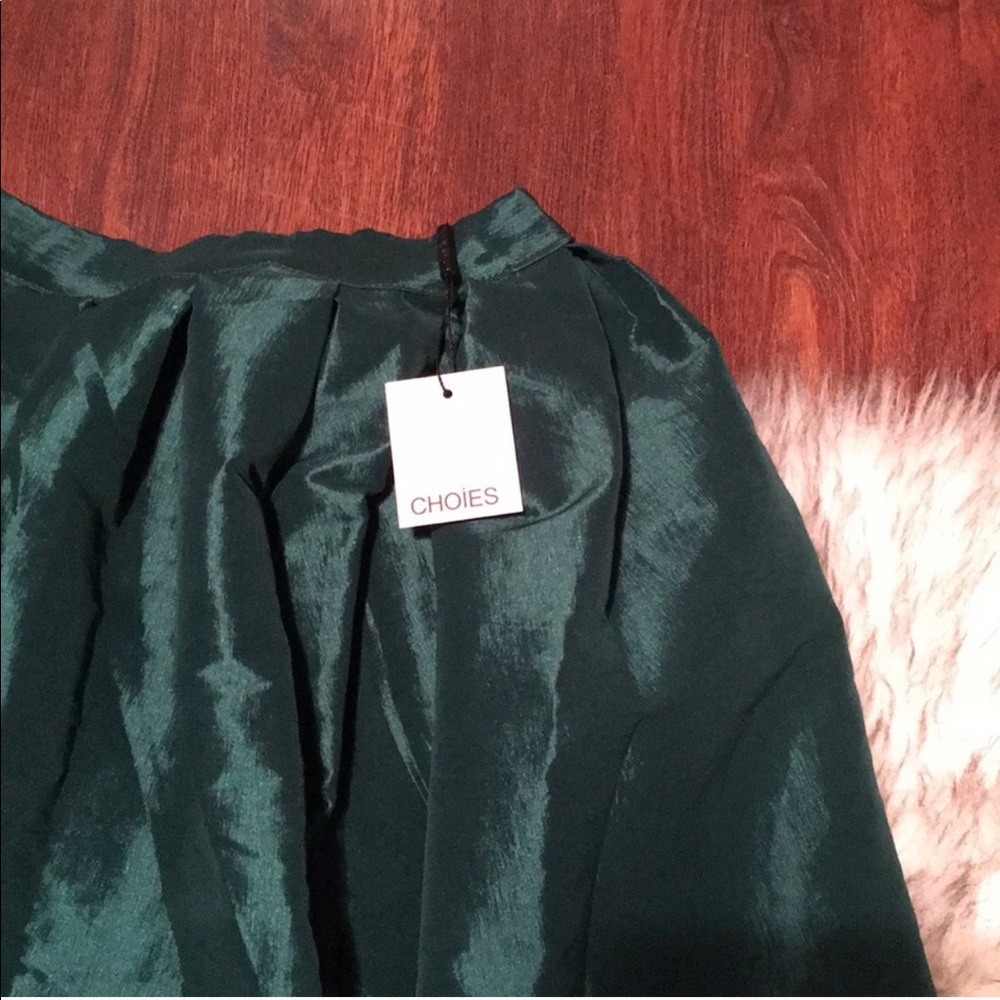 green skirt